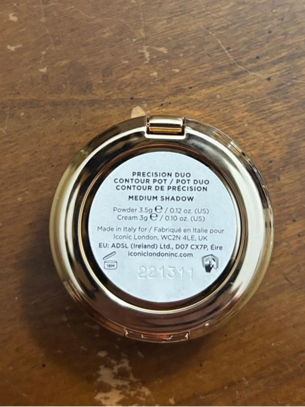 ICONIC London Duo Contour Compact in Medium Shadow